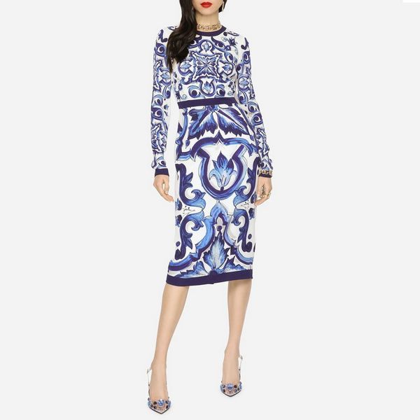 womens dress blue and white porcelain printed elastic silk cami midi dress, Black;gray
womens dress blue and white porcelain printed elastic silk cami midi dress, Black;gray