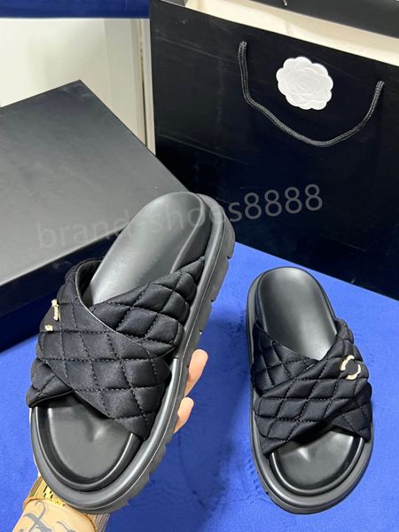 classics sandals fashion designer slippers slides floral brocade gear bottoms flip flops women shoes striped beach causal slipper bagandshoe, Black
classics sandals fashion designer slippers slides floral brocade gear bottoms flip flops women shoes striped beach causal slipper bagandshoe, Black