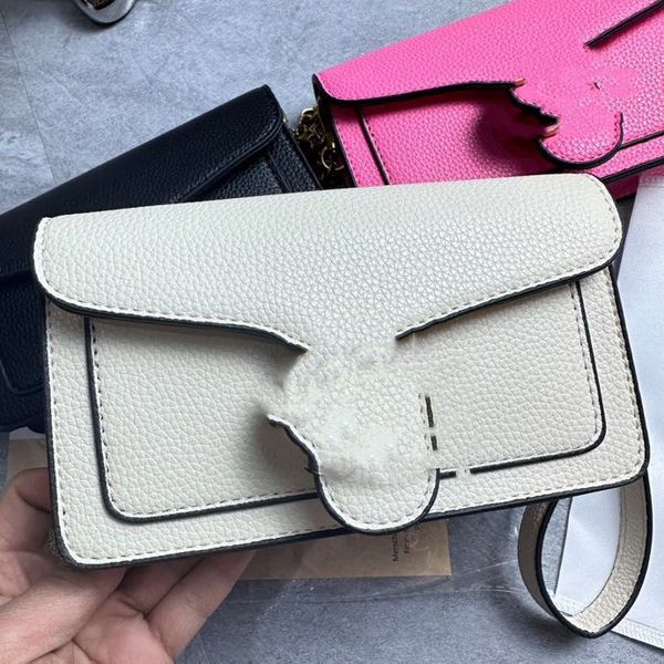 brand 23ss women's messenger bags gradient letter cloud bag sheepskin underarm texture soft pu leather fashion grils envelope212y
brand 23ss women's messenger bags gradient letter cloud bag sheepskin underarm texture soft pu leather fashion grils envelope212y