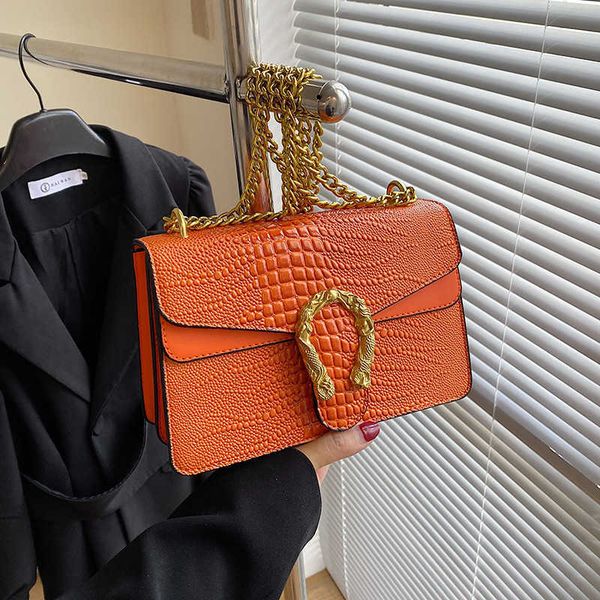 double compartment fashionable small square bag new alligator pattern flap women's bag chain messenger one-shoulder trend backpack
double compartment fashionable small square bag new alligator pattern flap women's bag chain messenger one-shoulder trend backpack