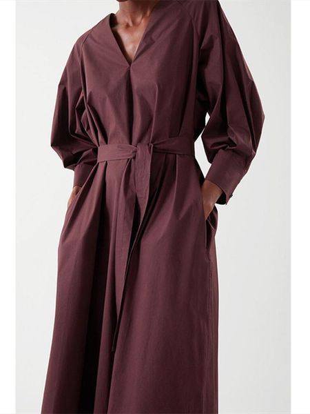 dresses women vneck cotton loose midi dress 2022 new three quarter sleeve ladies hem slit casual long robes with sashes, Black;gray
dresses women vneck cotton loose midi dress 2022 new three quarter sleeve ladies hem slit casual long robes with sashes, Black;gray
