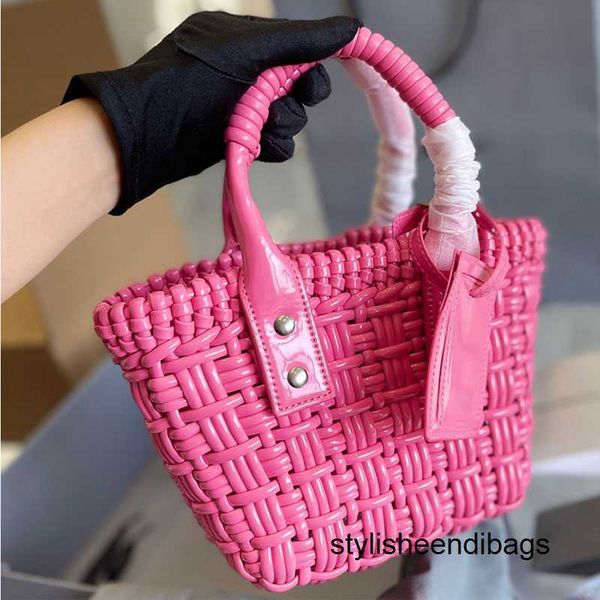 stylisheendibags shoulder bags handbags luxury brand women weave tote bags basket bags females fashion designer trend ba shoulder bags ladie
stylisheendibags shoulder bags handbags luxury brand women weave tote bags basket bags females fashion designer trend ba shoulder bags ladie
