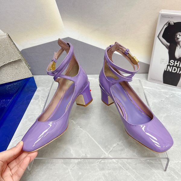 2023 crystal high-heeled shoes high heels wedding shoes sandals high-end cinderella bride rhinestone pearl women's fashion large size s, Black
2023 crystal high-heeled shoes high heels wedding shoes sandals high-end cinderella bride rhinestone pearl women's fashion large size s, Black