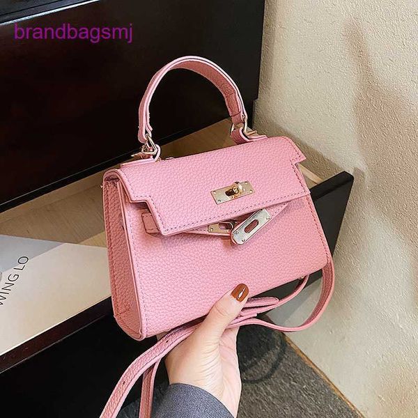 original designer handbags hermm 2023 solid color pu trend personality daily kelys women's shoulder messenger metal buckle hand
original designer handbags hermm 2023 solid color pu trend personality daily kelys women's shoulder messenger metal buckle hand