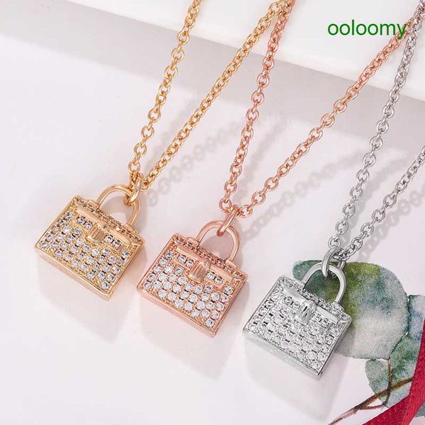 hemres designer necklace letter handheld bag necklace female collar chain full diamond fashion light luxury simple s925 silver 9la8, Black
hemres designer necklace letter handheld bag necklace female collar chain full diamond fashion light luxury simple s925 silver 9la8, Black