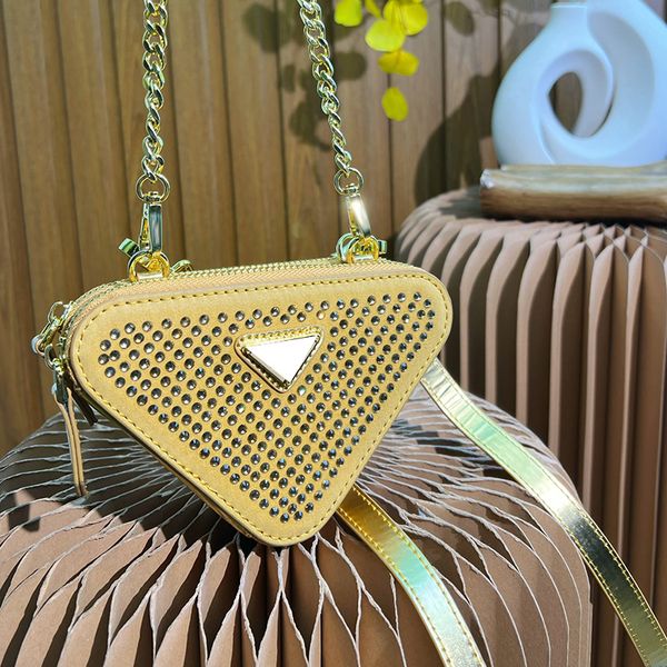 designer womens triangle bag classic mini shoulder bag rhinaurown enamel hardware buckle handbag belt diagonal span bag card clip bag makeup
designer womens triangle bag classic mini shoulder bag rhinaurown enamel hardware buckle handbag belt diagonal span bag card clip bag makeup