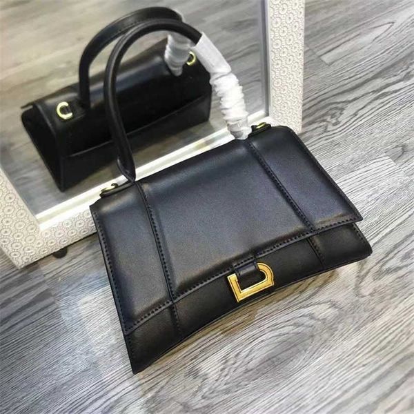 high version crocodile pattern hourglass bag designer handbags tote women's new single shoulder crossbody bag fashion leather mini hand
high version crocodile pattern hourglass bag designer handbags tote women's new single shoulder crossbody bag fashion leather mini hand