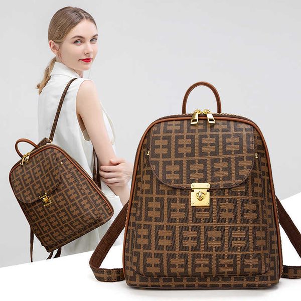 spring and summer new universal schoolbag for men and women with letter-printed large-capacity backpack commuting backpack trend
spring and summer new universal schoolbag for men and women with letter-printed large-capacity backpack commuting backpack trend