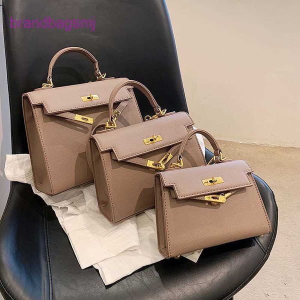 original designer handbags hermm french niche fashion portable small for women's high-end sense kelys 2023 spring summer diagonal cross
original designer handbags hermm french niche fashion portable small for women's high-end sense kelys 2023 spring summer diagonal cross