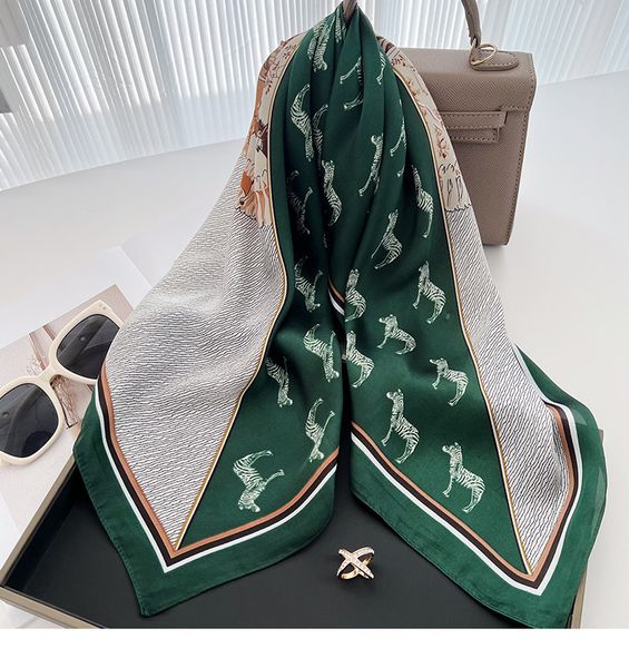 retro new digital printing imitation silk silk scarf modern girl scarf square scarf decorative scarf headband bandanas turban for head 70cm, Blue;gray
retro new digital printing imitation silk silk scarf modern girl scarf square scarf decorative scarf headband bandanas turban for head 70cm, Blue;gray