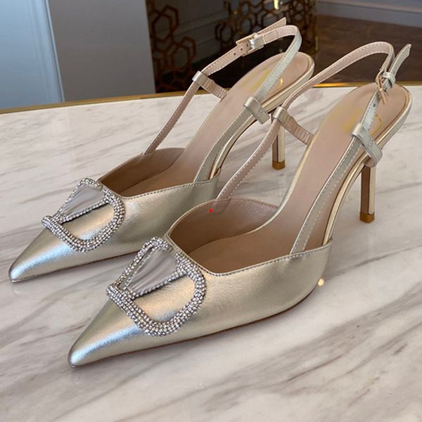 2023 crystal high-heeled shoes high heels wedding shoes sandals high-end cinderella bride rhinestone pearl women's fashion large size s, Black
2023 crystal high-heeled shoes high heels wedding shoes sandals high-end cinderella bride rhinestone pearl women's fashion large size s, Black