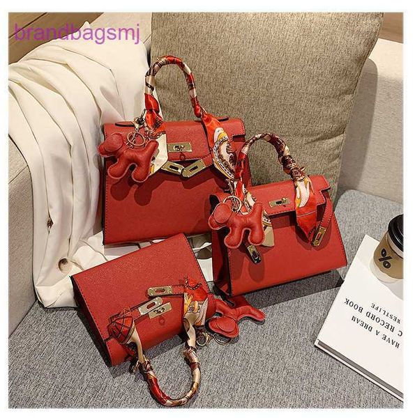 original designer handbags hermm 2023 spring crossbody bag pu large capacity one shoulder s handheld women's mini kelys
original designer handbags hermm 2023 spring crossbody bag pu large capacity one shoulder s handheld women's mini kelys