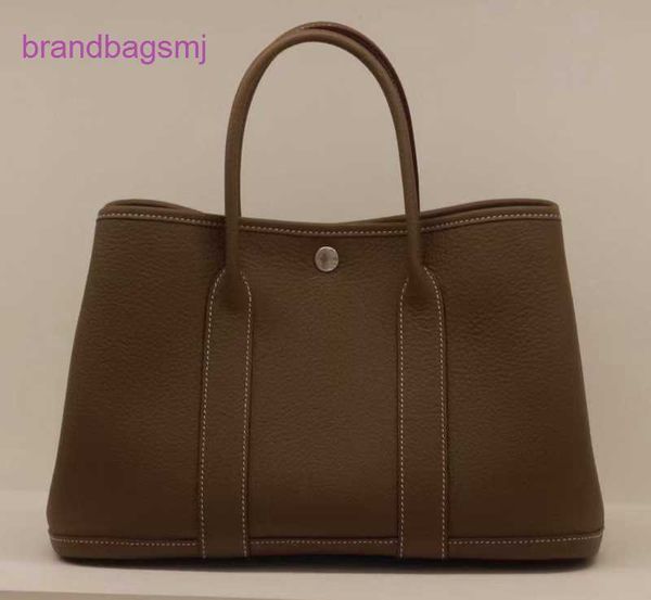 original designer handbags hermm 2023 new layer cowhide half hand sewing wax wire steel hardware garden bag versatile one shoulder oblique s
original designer handbags hermm 2023 new layer cowhide half hand sewing wax wire steel hardware garden bag versatile one shoulder oblique s