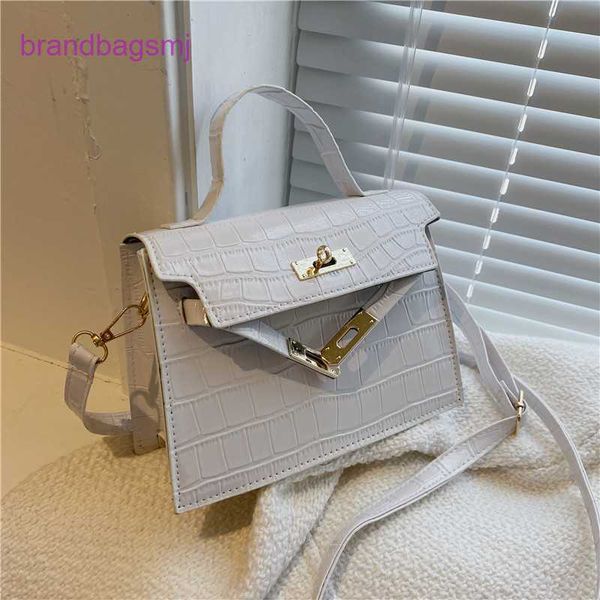 original designer handbags hermm net red this year's popular solid color small women's 2023 new fashion temperament simple lock ca
original designer handbags hermm net red this year's popular solid color small women's 2023 new fashion temperament simple lock ca