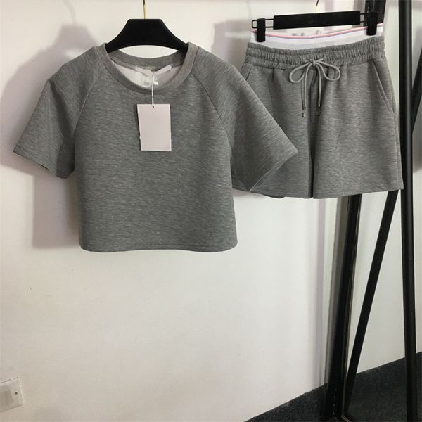 women's designer two piece pants set summer casual suit grey elastic short sweat set with triangle badge sweat suit summer, White
women's designer two piece pants set summer casual suit grey elastic short sweat set with triangle badge sweat suit summer, White