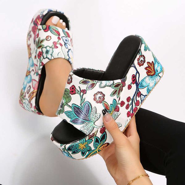 slippers wedges print chunky platform slippers women fashion flower thick bottom slides woman pu leather flip flops summer female shoes j230, Black
slippers wedges print chunky platform slippers women fashion flower thick bottom slides woman pu leather flip flops summer female shoes j230, Black