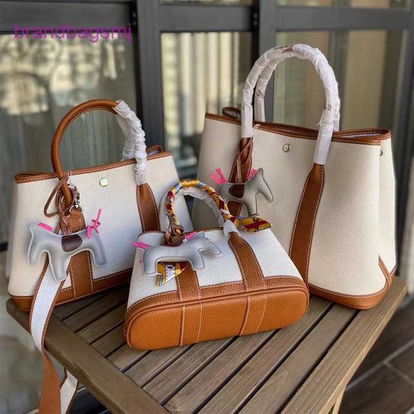 original designer handbags hermm new fashion color contrast commuter garden bag simple large capacity tote wide shoulder belt one handbag
original designer handbags hermm new fashion color contrast commuter garden bag simple large capacity tote wide shoulder belt one handbag