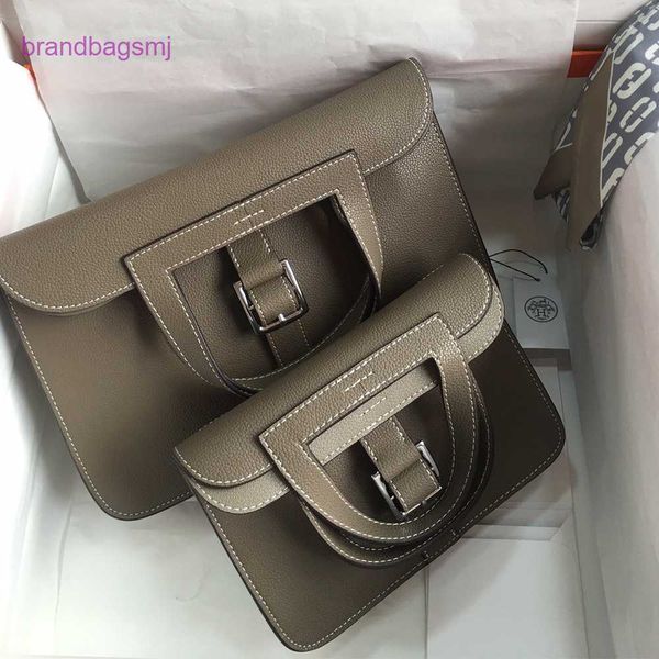 original designer handbags hermm hand togo layer cow leather horseshoe buckle fashion shoulder messenger briefcase female
original designer handbags hermm hand togo layer cow leather horseshoe buckle fashion shoulder messenger briefcase female