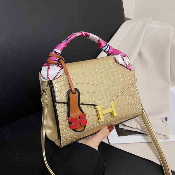 purse women's bag 2023 spring new handbag silk scarf bag handbags texture sling single shoulder messenger bag
purse women's bag 2023 spring new handbag silk scarf bag handbags texture sling single shoulder messenger bag