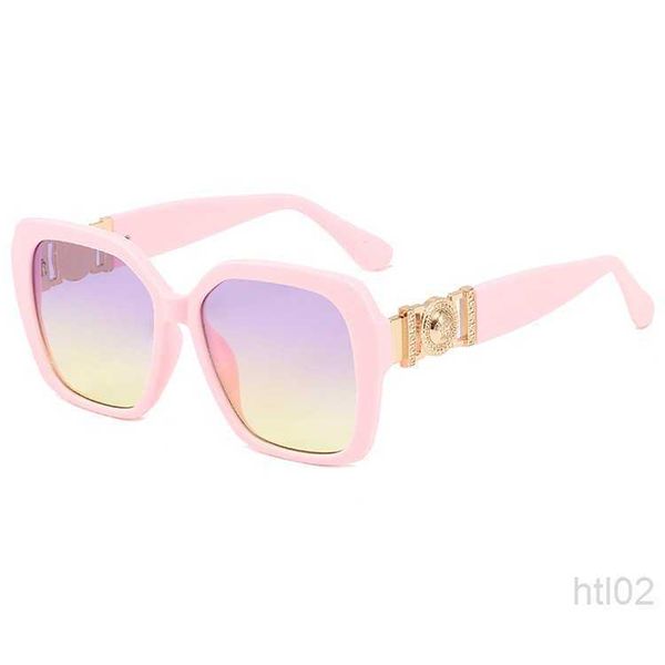 designer versage sunglasses vercace personalized head sunglasses women's fashion large frame metal large standard sunglasses pink, White;black
designer versage sunglasses vercace personalized head sunglasses women's fashion large frame metal large standard sunglasses pink, White;black
