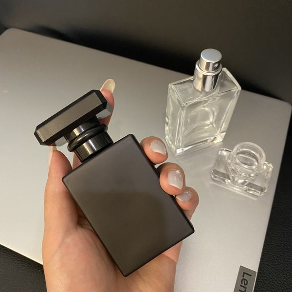 100pcs 30ml perfume bottle portable travel pressed spray bottle black transparent glass empty transparent black glass bottle
100pcs 30ml perfume bottle portable travel pressed spray bottle black transparent glass empty transparent black glass bottle