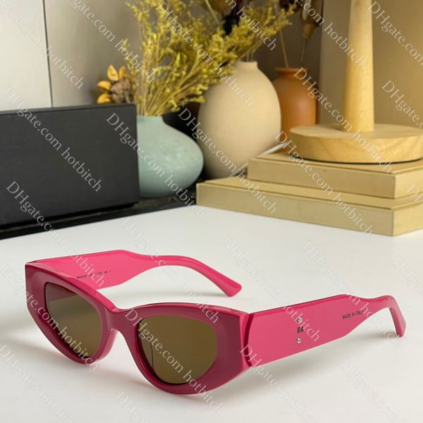 trendy men sunglasses designer cat eye sunglasses for women classic letter design eyegalsses outdoor travel shading couples sun glasses, White;black
trendy men sunglasses designer cat eye sunglasses for women classic letter design eyegalsses outdoor travel shading couples sun glasses, White;black
