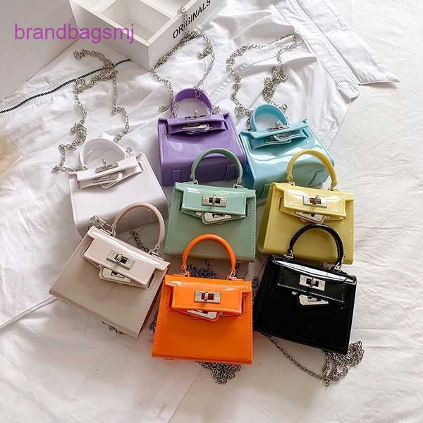 original designer handbags hermm baobao women's 2023 new mini handheld jelly bag chain mouth red cute one shoulder crossbody small kely
original designer handbags hermm baobao women's 2023 new mini handheld jelly bag chain mouth red cute one shoulder crossbody small kely