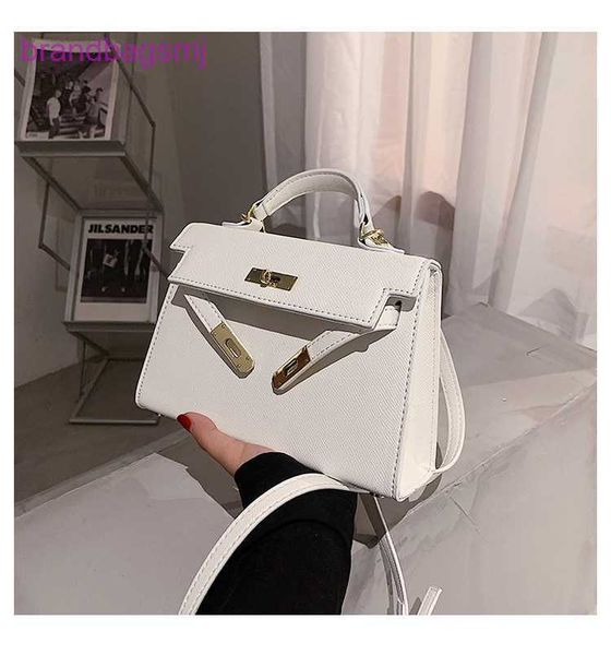 original designer handbags hermm kelys women's new versatile cross-body fashion simple portable shoulder small women's
original designer handbags hermm kelys women's new versatile cross-body fashion simple portable shoulder small women's
