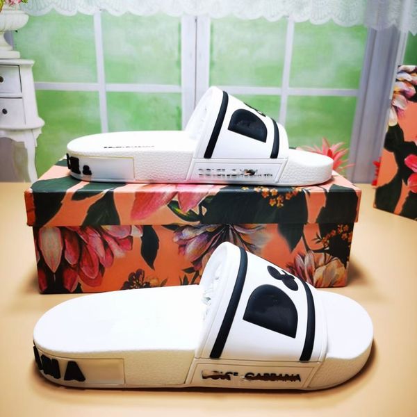 2023 with box men women fashion designer slippers luxury shoes summer flat slipper trendy leather rubber sandal mens beach slide 35-45 gh56, Red;white
2023 with box men women fashion designer slippers luxury shoes summer flat slipper trendy leather rubber sandal mens beach slide 35-45 gh56, Red;white