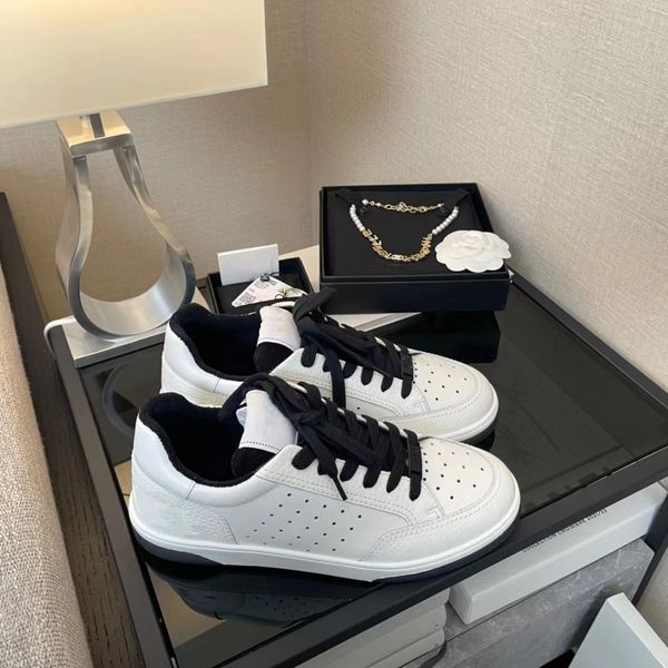 women shoes luxury women travel leather lace-up sneaker 100% cowhide fashion lady flat designer running trainers letters shoes designer wome
women shoes luxury women travel leather lace-up sneaker 100% cowhide fashion lady flat designer running trainers letters shoes designer wome