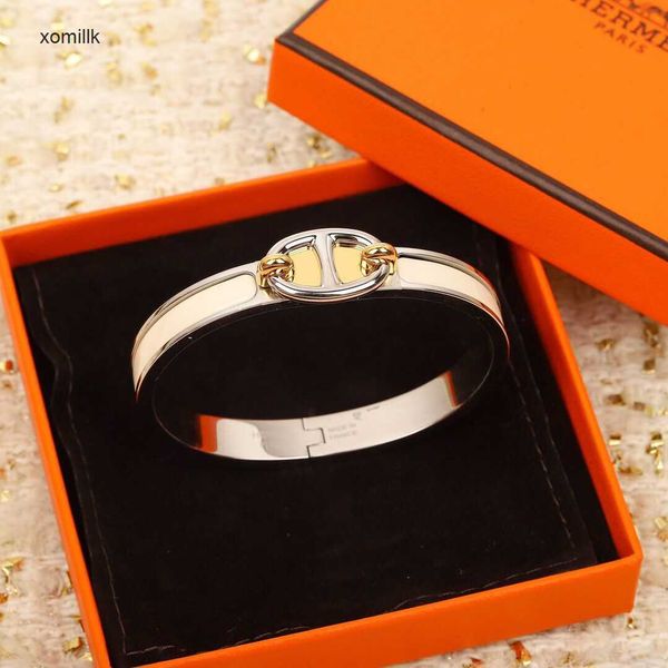 hermm gift bracelets new pig nose brass gold plated high end premium synchronized fashion style luxury colorless ukkx, Black
hermm gift bracelets new pig nose brass gold plated high end premium synchronized fashion style luxury colorless ukkx, Black