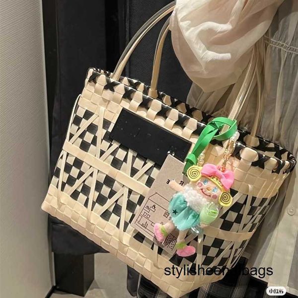 stylisheendibags shoulder bags 2023 new woven bag handbag women's bag black white straw woven versatile fashion vegetable basket bucket
stylisheendibags shoulder bags 2023 new woven bag handbag women's bag black white straw woven versatile fashion vegetable basket bucket