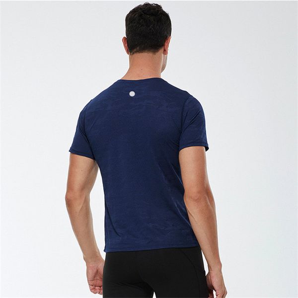 ll casual camo quick dry clothes men's sport summer short sleeve running training high elastic t-shirt spot
ll casual camo quick dry clothes men's sport summer short sleeve running training high elastic t-shirt spot