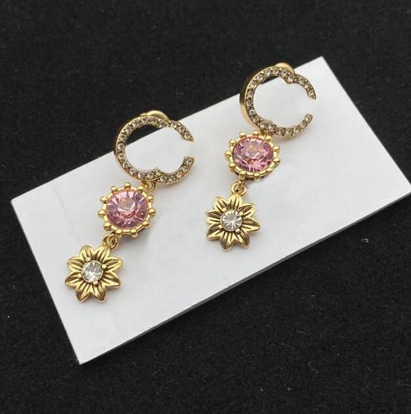 luxury earrings charm earrings double letter crystal earring floral designer pendant studs eardrop with stamps gift box, Golden;silver
luxury earrings charm earrings double letter crystal earring floral designer pendant studs eardrop with stamps gift box, Golden;silver