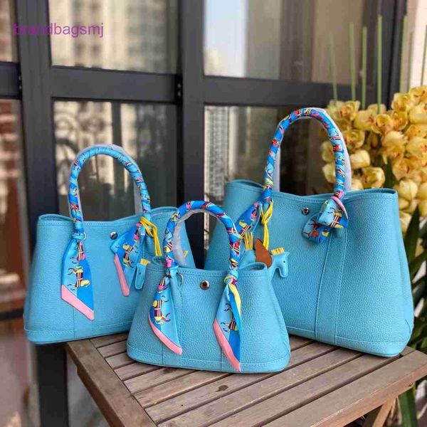 original designer handbags hermm women's 2023 new layer cowhide garden single shoulder messenger large capacity portable tote
original designer handbags hermm women's 2023 new layer cowhide garden single shoulder messenger large capacity portable tote
