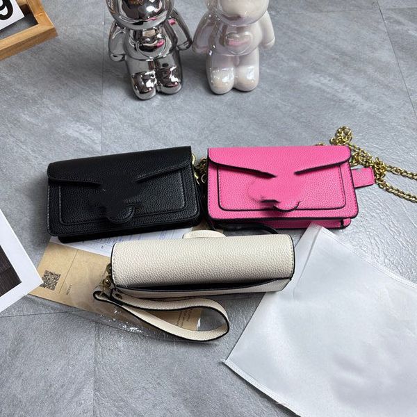 brand women's day packs gradient letter cloud bag sheepskin underarm bag texture soft pu leather fashion grils envelope bag clutch 034#
brand women's day packs gradient letter cloud bag sheepskin underarm bag texture soft pu leather fashion grils envelope bag clutch 034#