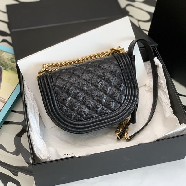 leather luxury fashion 18cm ladies bag messenger bag mirror quality caviar crossbody bag luxury falp bag
leather luxury fashion 18cm ladies bag messenger bag mirror quality caviar crossbody bag luxury falp bag