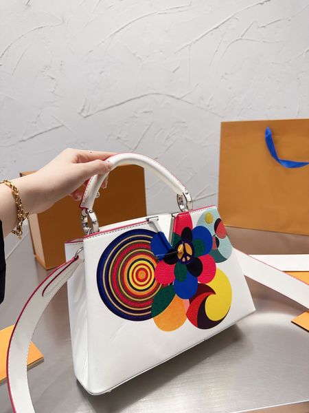 tz handle flap bags women designer shoulder bag capucines bb totes crossbody bag taurillon leather handbags woman small luxury purses fashio
tz handle flap bags women designer shoulder bag capucines bb totes crossbody bag taurillon leather handbags woman small luxury purses fashio
