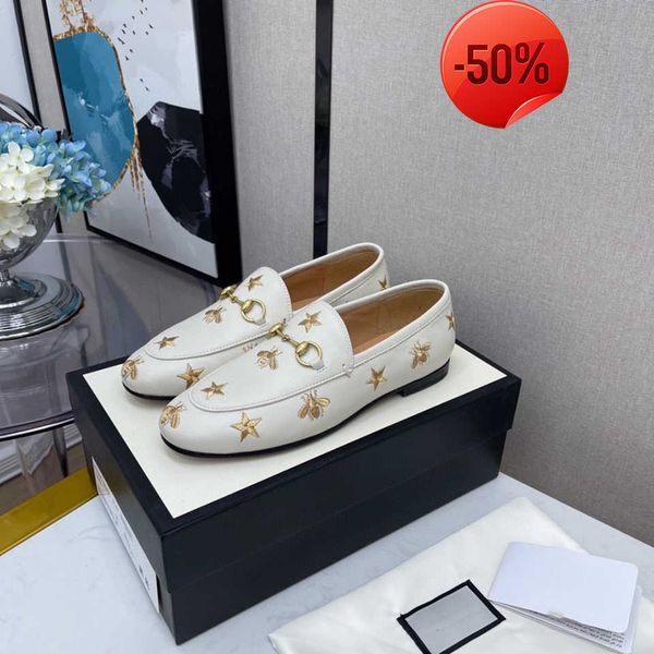 leather shoes single dress spring balanced sole with low heel shallow edge metal buckle for women autumn 2021 size 35-42, Black
leather shoes single dress spring balanced sole with low heel shallow edge metal buckle for women autumn 2021 size 35-42, Black