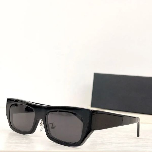 new fashion sunglasses peculiar eyewear men women summer bb0086s style uv400 protection retro full frame glasses with eyewear case, White;black
new fashion sunglasses peculiar eyewear men women summer bb0086s style uv400 protection retro full frame glasses with eyewear case, White;black