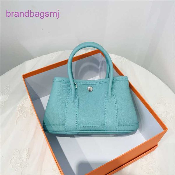 original designer handbags hermm 2023 new leisure women's garden lychee pattern layer cow leather single shoulder messenger hand classi
original designer handbags hermm 2023 new leisure women's garden lychee pattern layer cow leather single shoulder messenger hand classi