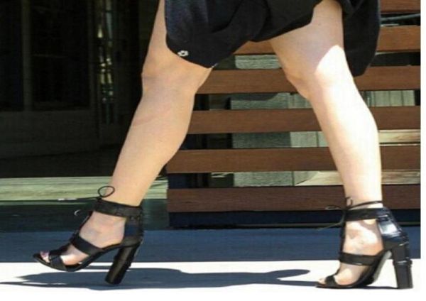 2018 denim paneled leather ankle strap summer sandal thick square high heels rome gladiator shoes woman lace up sandals3103144, Black
2018 denim paneled leather ankle strap summer sandal thick square high heels rome gladiator shoes woman lace up sandals3103144, Black