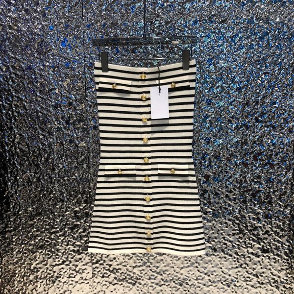 cel1 2023 summer dresses for women brand fashion logo tube dress dress dinner party dresses grade metal buckle knitting dress birthday mothe, White;black
cel1 2023 summer dresses for women brand fashion logo tube dress dress dinner party dresses grade metal buckle knitting dress birthday mothe, White;black