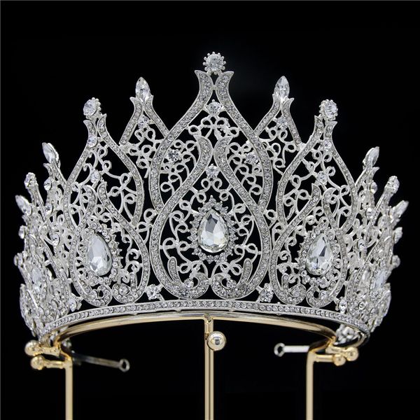 elegant temperament, european and american bride crown headwear, multi-color crystal alloy electroplating, wedding crown, drama performance, Silver
elegant temperament, european and american bride crown headwear, multi-color crystal alloy electroplating, wedding crown, drama performance, Silver