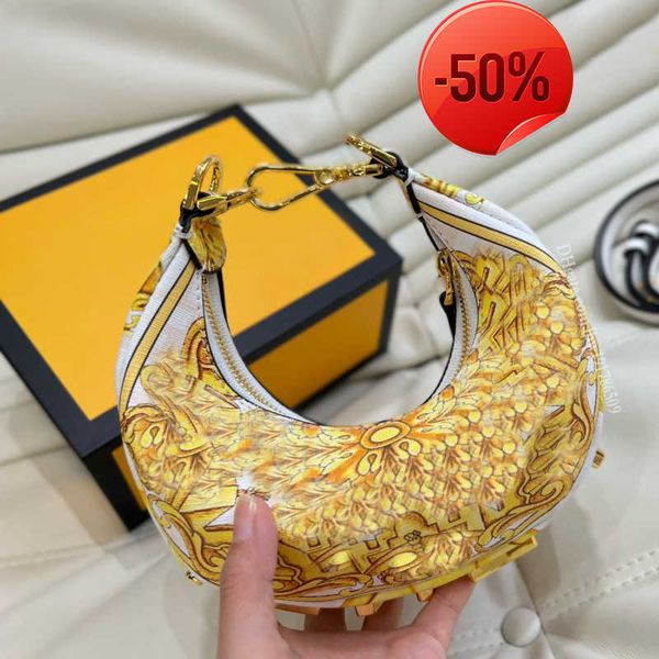 clutch bag designer wrist bag crescent half moon shape wallet women handbags with shoulder strap printing canvas handbag classic satchel
clutch bag designer wrist bag crescent half moon shape wallet women handbags with shoulder strap printing canvas handbag classic satchel