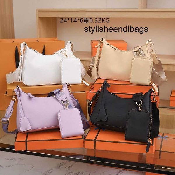 stylisheendibags shoulder bags designer bag underarm shoulder bag women pu leather crossbody bag half moon zipper bag luxurys black messenge
stylisheendibags shoulder bags designer bag underarm shoulder bag women pu leather crossbody bag half moon zipper bag luxurys black messenge