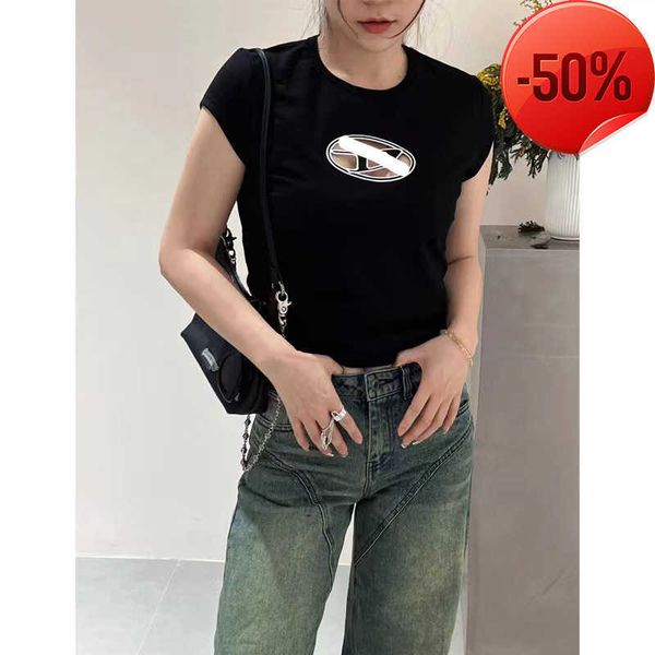 designer haute coutureembroidered hollowed out t-shirt for women's 2023 summer niche design sweet and spicy short fitting top, White
designer haute coutureembroidered hollowed out t-shirt for women's 2023 summer niche design sweet and spicy short fitting top, White