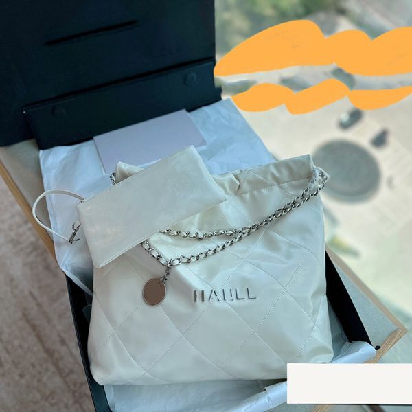 luxury designer oil wax leather 22 shopping bags black white coin charm silver metal hardware matelasse chain shoulder handbags large capaci
luxury designer oil wax leather 22 shopping bags black white coin charm silver metal hardware matelasse chain shoulder handbags large capaci