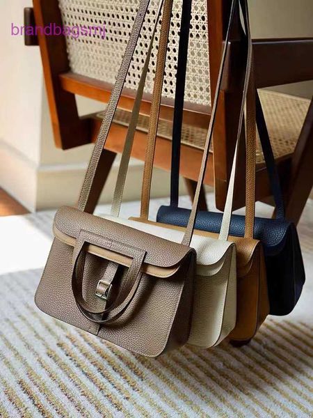 original designer handbags hermm craftsmanship france tc cow leather halzan25 hazan single-shoulder portable cross-body layer for women
original designer handbags hermm craftsmanship france tc cow leather halzan25 hazan single-shoulder portable cross-body layer for women