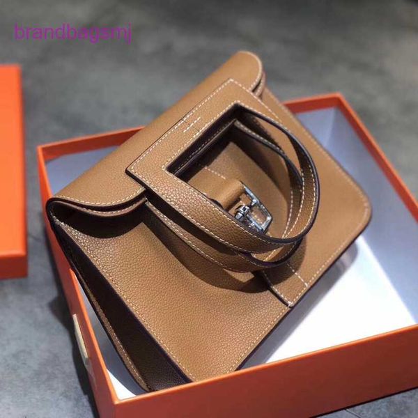 original designer handbags hermm light luxury hazan versatile horseshoe bag cowhide handheld shoulder unique design fashion commuter leather
original designer handbags hermm light luxury hazan versatile horseshoe bag cowhide handheld shoulder unique design fashion commuter leather